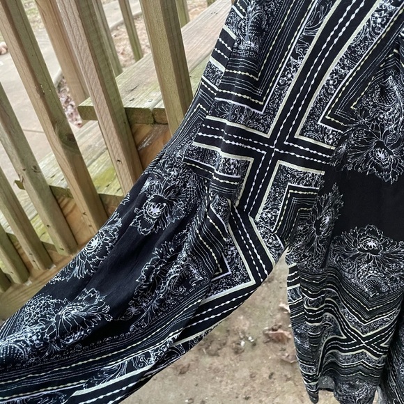 Free People Walking on a Dream Tunic Blouse - Picture 6 of 10